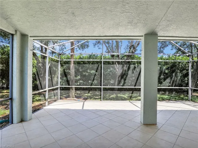 14625  Sutherland  AVE, Naples, FL 34119