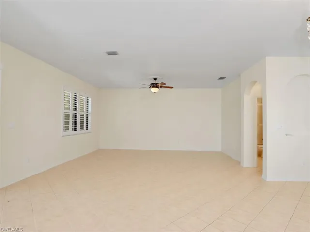 14625  Sutherland  AVE, Naples, FL 34119