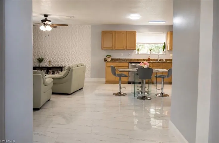 3420 6th Ave Ne, Naples, Florida 34120