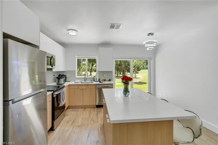1740 20th Ave Ne, Naples, Florida 34120