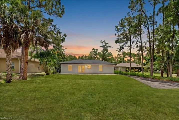 1740 20th Ave Ne, Naples, Florida 34120