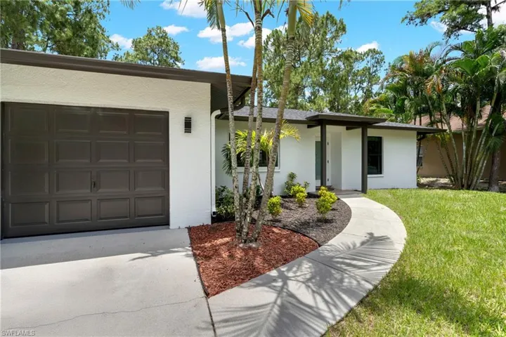 1740 20th Ave Ne, Naples, Florida 34120