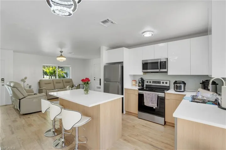 1740 20th Ave Ne, Naples, Florida 34120
