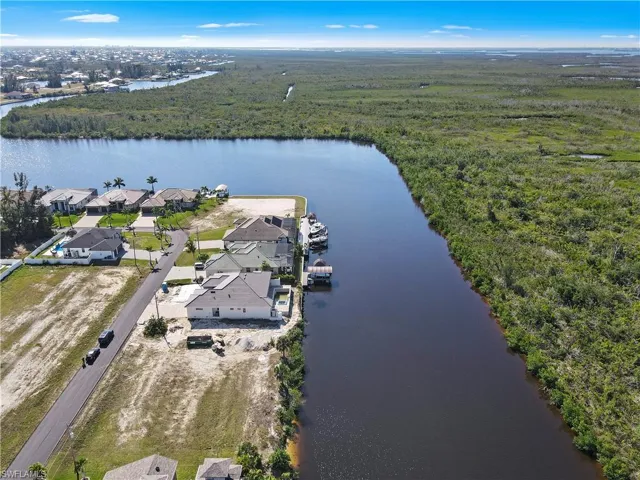 2720 NW 46th  AVE, Cape Coral, FL 33993