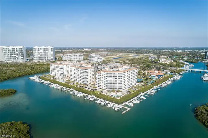 425 Dockside Dr Ph-1, Naples, Florida 34110