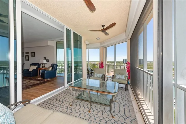 425 Dockside Dr Ph-1, Naples, Florida 34110