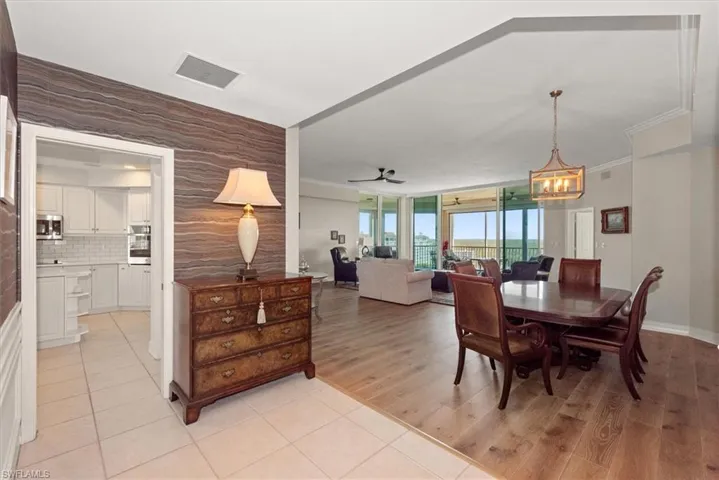 425 Dockside Dr Ph-1, Naples, Florida 34110