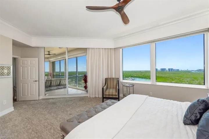 425 Dockside Dr Ph-1, Naples, Florida 34110