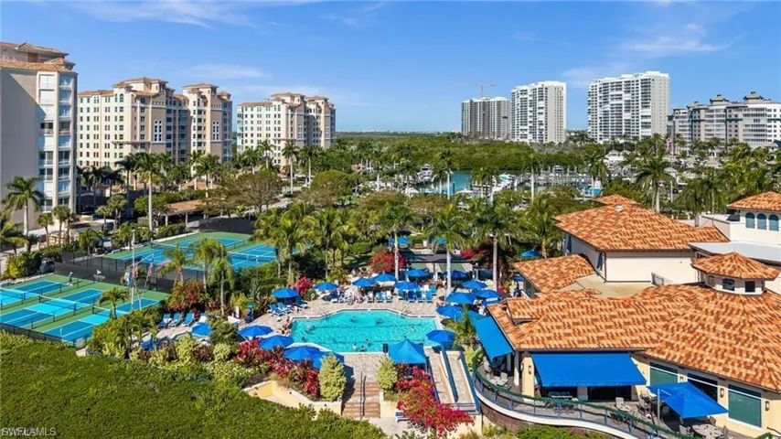 425 Dockside Dr Ph-1, Naples, Florida 34110