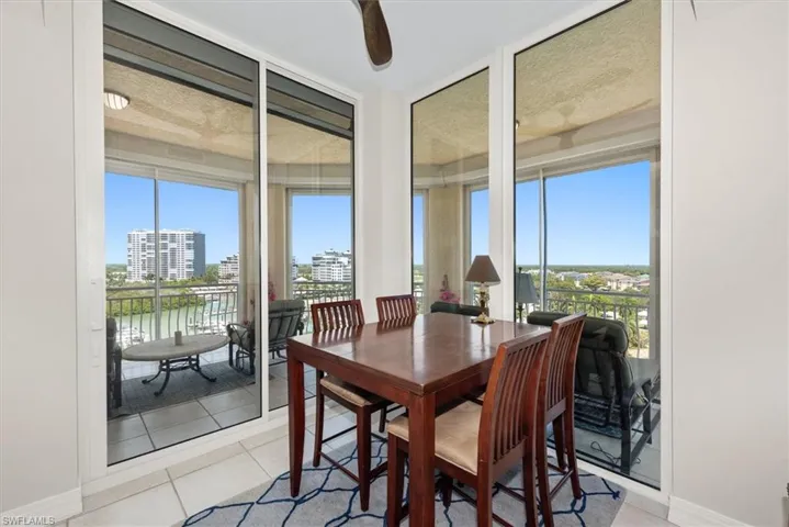 425 Dockside Dr Ph-1, Naples, Florida 34110