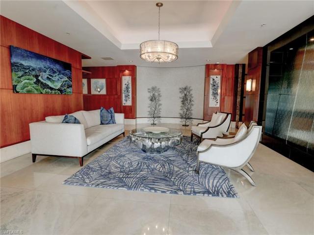 LOBBY OF GRANDE PHOENICIAN