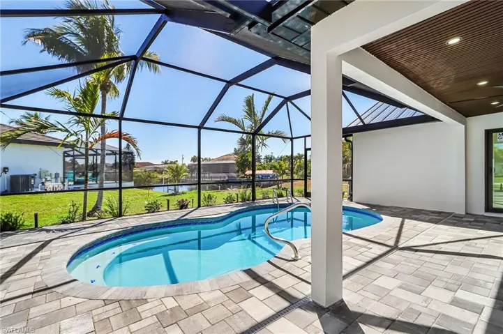 3321 Sw 29th Ave, Cape Coral, Florida 33914