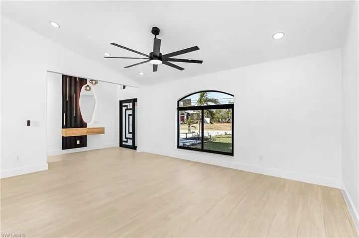 3321 Sw 29th Ave, Cape Coral, Florida 33914