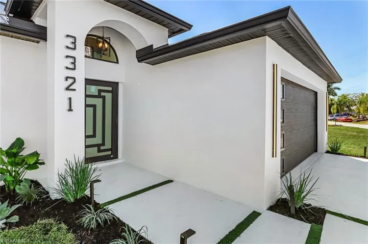 3321 Sw 29th Ave, Cape Coral, Florida 33914