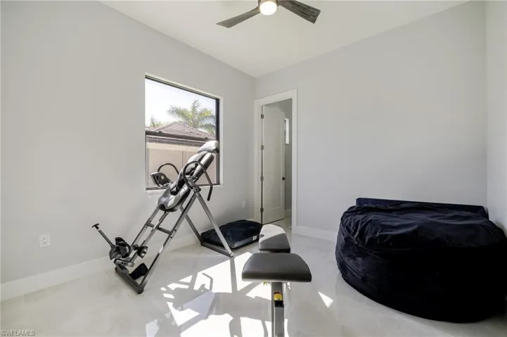 Exercise room with baseboards