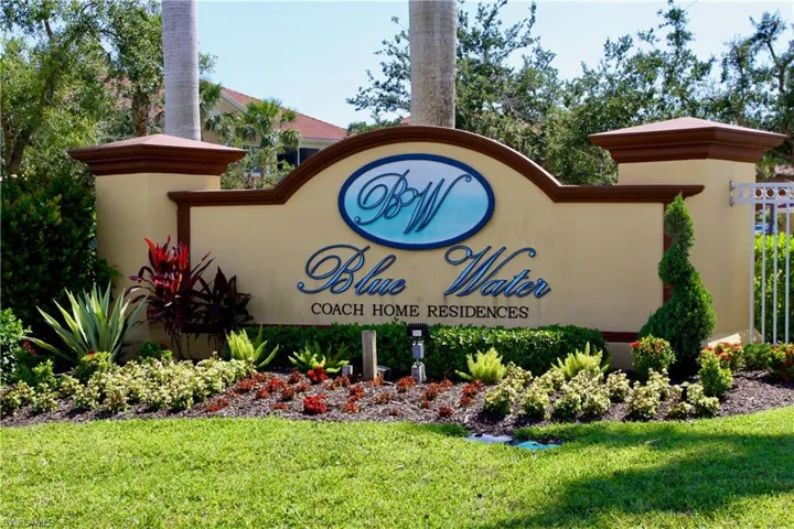 Blue Water Coach Homes Entrance