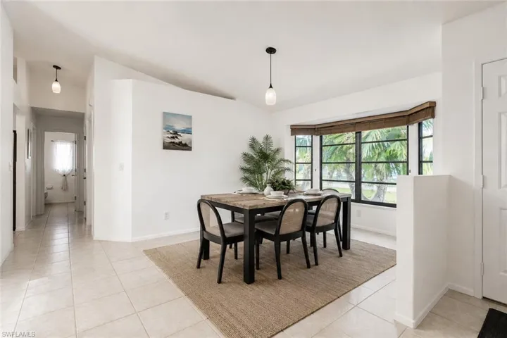 1114 Ne Van Loon Ln, Cape Coral, Florida 33909