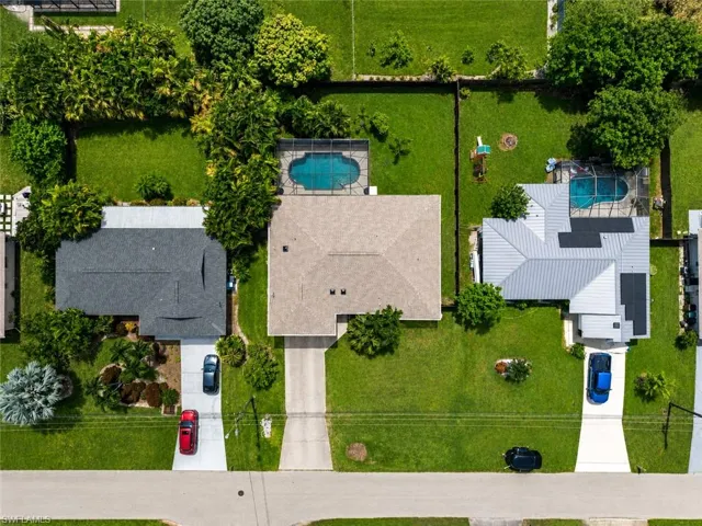 1114 Ne Van Loon Ln, Cape Coral, Florida 33909