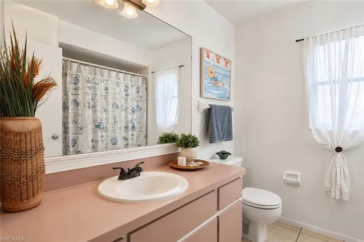 1114 Ne Van Loon Ln, Cape Coral, Florida 33909