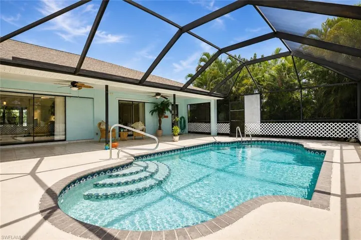 1114 Ne Van Loon Ln, Cape Coral, Florida 33909