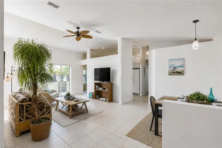 1114 Ne Van Loon Ln, Cape Coral, Florida 33909