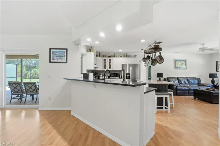 1140 22nd Ave Ne, Naples, Florida 34120