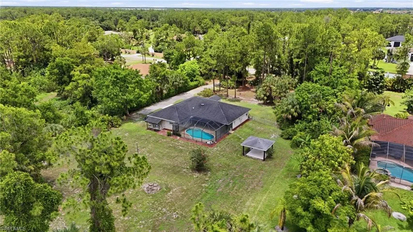 1140 22nd Ave Ne, Naples, Florida 34120