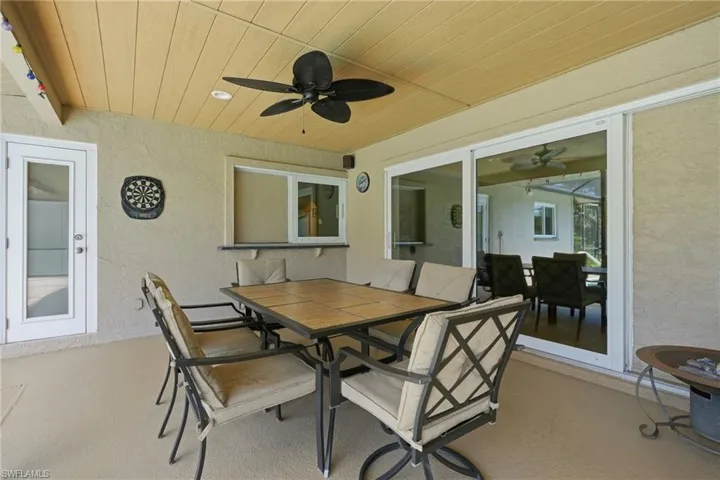 1140 22nd Ave Ne, Naples, Florida 34120