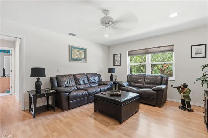 1140 22nd Ave Ne, Naples, Florida 34120