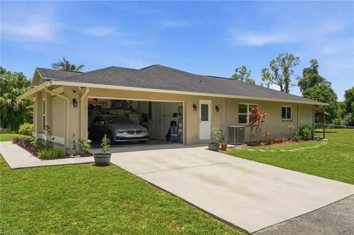 1140 22nd Ave Ne, Naples, Florida 34120