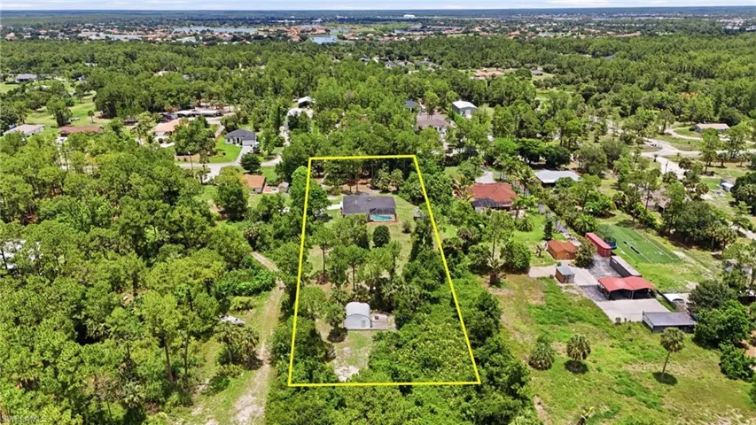1140 22nd Ave Ne, Naples, Florida 34120