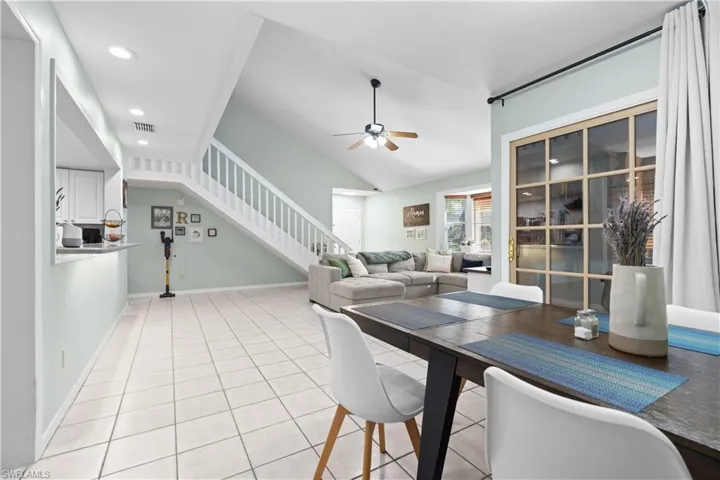 3426  Timberwood  CIR, Naples, FL 34105