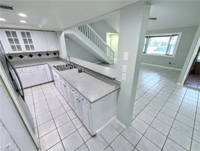 3426  Timberwood  CIR, Naples, FL 34105