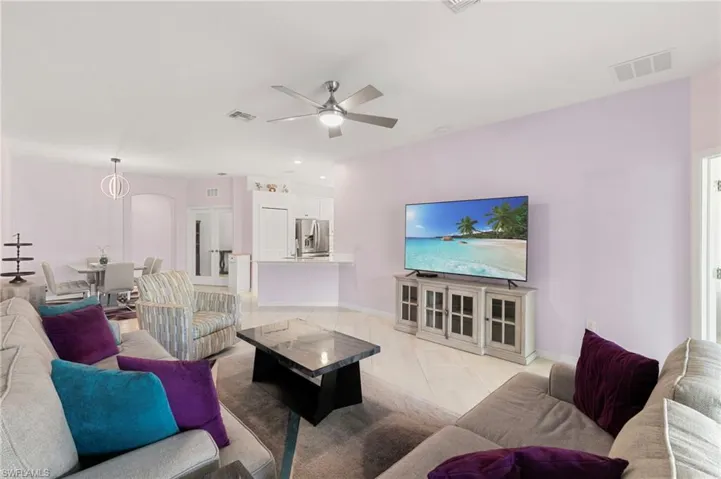 2547 Vine Ave, Naples, Florida 34120