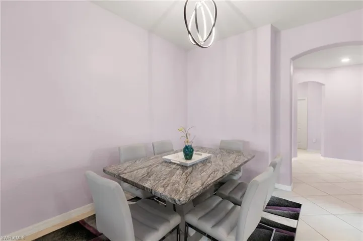 2547 Vine Ave, Naples, Florida 34120