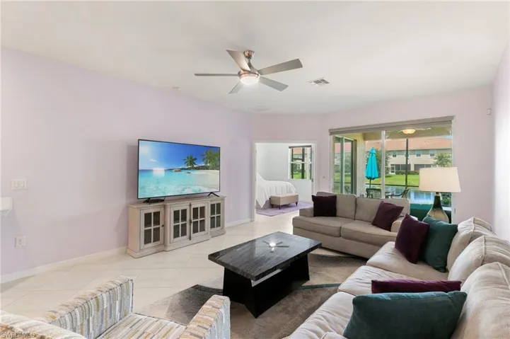 2547 Vine Ave, Naples, Florida 34120