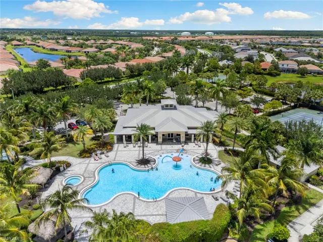 2547 Vine Ave, Naples, Florida 34120