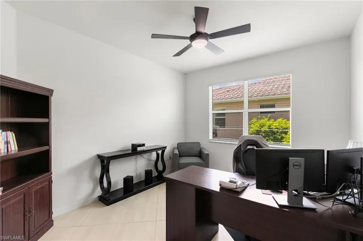 2547 Vine Ave, Naples, Florida 34120