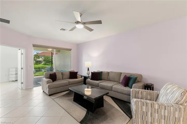 2547 Vine Ave, Naples, Florida 34120