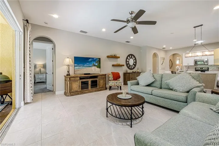 10451 Migliera Way, Fort Myers, Florida 33913