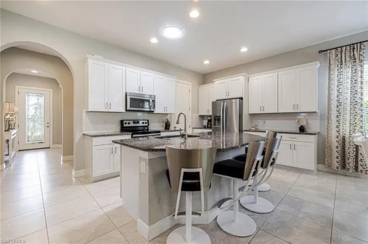 10451 Migliera Way, Fort Myers, Florida 33913