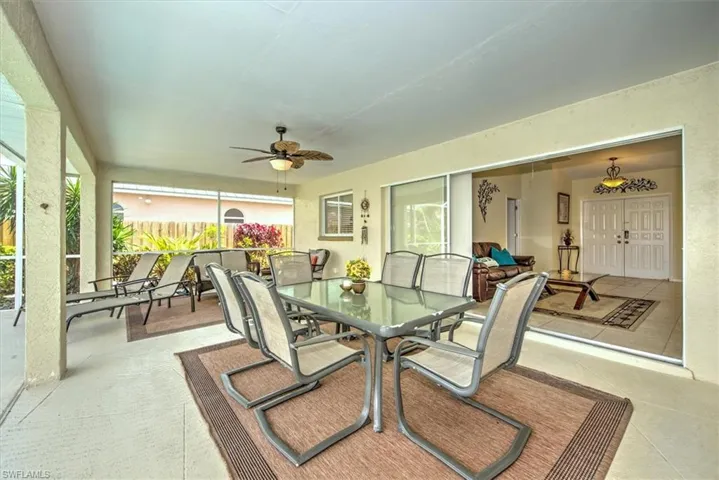 View of patio / terrace with ceiling fan