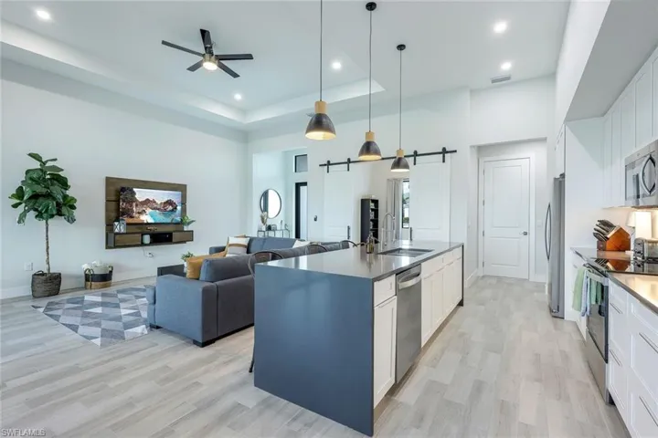 1510 Nw 4th St, Cape Coral, Florida 33993