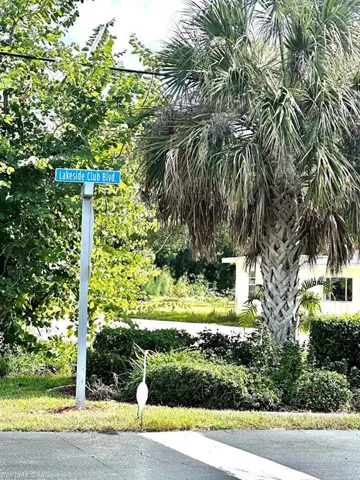 9570  Green Cypress  LN, Fort Myers, FL 33905