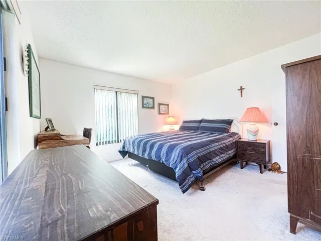 9570  Green Cypress  LN, Fort Myers, FL 33905