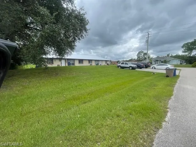 3017/3019 Gilbert Ave S, Lehigh Acres, Florida 33973