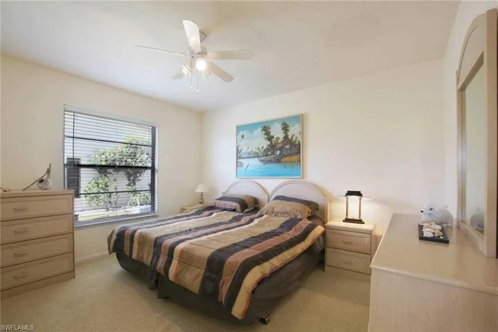 1422 Se 12th Ter, Cape Coral, Florida 33990