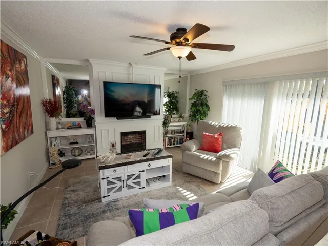 1727  Park Meadows  DR, Fort Myers, FL 33907