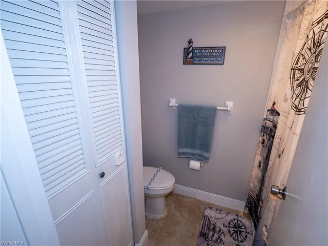 1727  Park Meadows  DR, Fort Myers, FL 33907