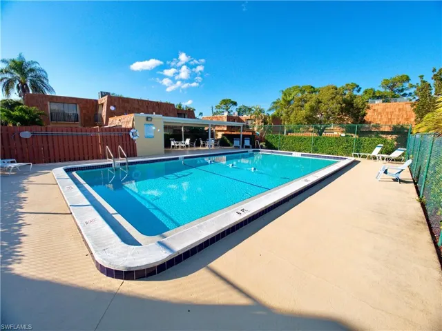 1727  Park Meadows  DR, Fort Myers, FL 33907